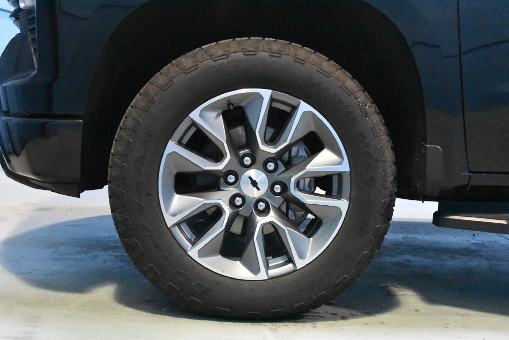 Used 2026 Chevrolet Silverado 1500 RST AWD/4WD image 23