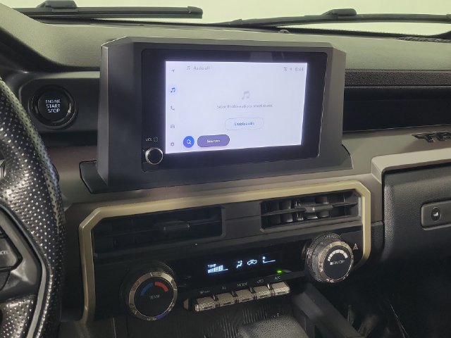 Used 2024 Toyota Tacoma SR5 AWD/4WD image 28