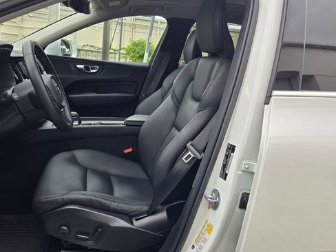 Certified 2023 Volvo XC60 B5 Plus w/ Climate Package AWD/4WD image 12