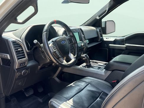 Used 2017 Ford F150 Raptor w/ Equipment Group 802A Luxury AWD/4WD image 12