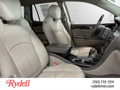 Used 2016 Buick Enclave Leather AWD/4WD image 17
