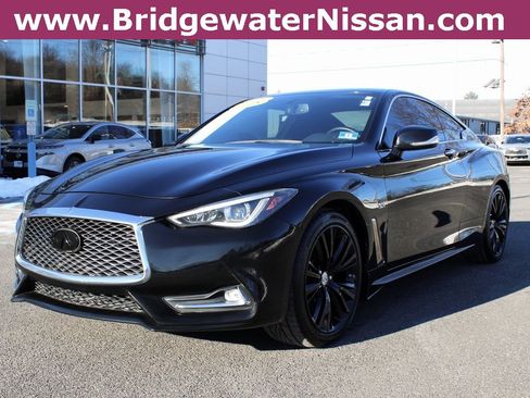 Used 2018 INFINITI Q60 3.0t Luxe image 1