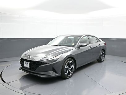Certified 2023 Hyundai Elantra SEL w/ Convenience Package