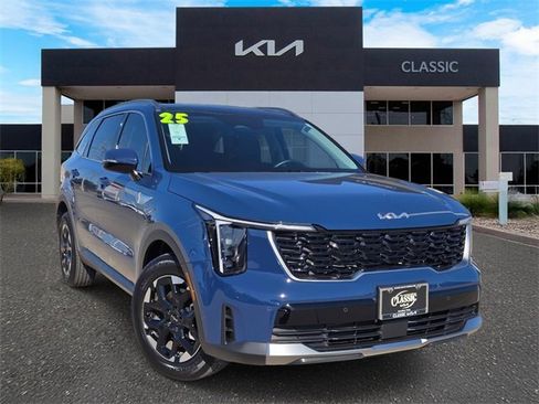 Certified 2025 Kia Sorento S w/ Panoramic Sunroof Package image 1