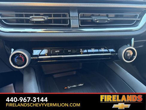 New 2026 Chevrolet Equinox EV RS image 29