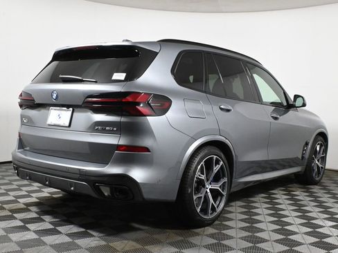 Used 2026 BMW X5 xDrive50e w/ M Sport Package image 7