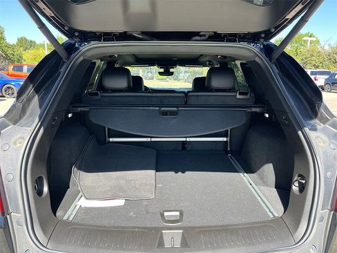 Used 2024 Cadillac XT5 Premium Luxury w/ Technology Package image 27