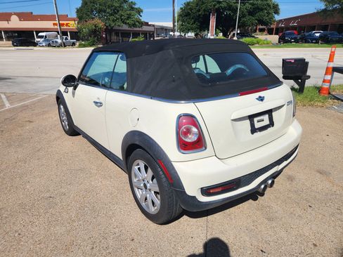 Used 2014 MINI Cooper S FWD image 3