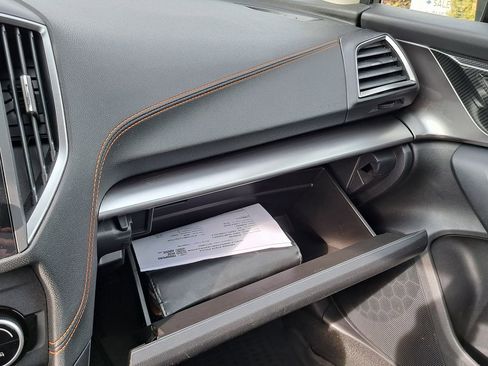 Certified 2020 Subaru Crosstrek 2.0i Limited w/ Moonroof Package image 21