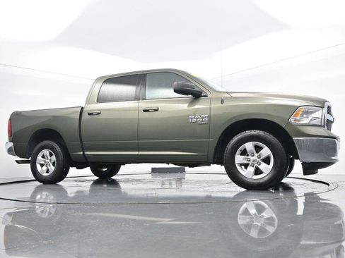 Used 2021 RAM 1500 Classic SLT image 39