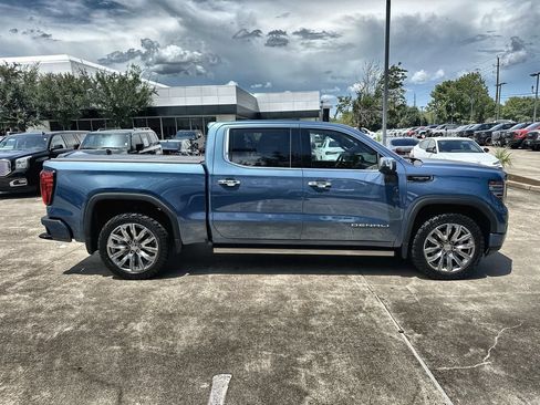 Certified 2025 GMC Sierra 1500 Denali Ultimate AWD/4WD image 10