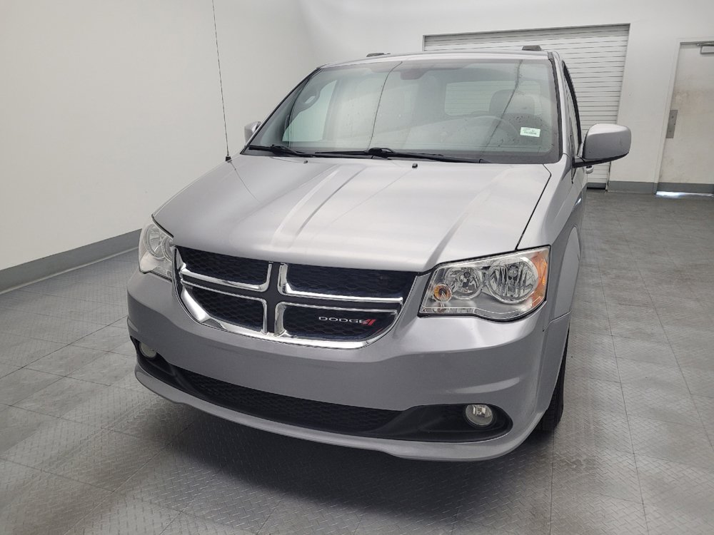 Used 2019 Dodge Grand Caravan SXT FWD image 15