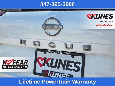Used 2025 Nissan Rogue SV FWD image 11