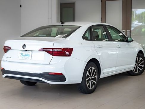 Used 2024 Volkswagen Jetta S FWD image 29