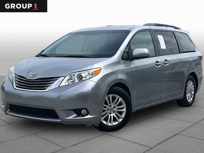 Used 2017 Toyota Sienna XLE w/ XLE Navigation Package