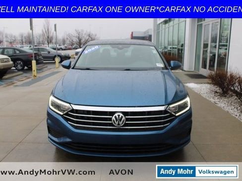 Used 2020 Volkswagen Jetta SEL image 2