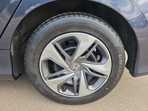 Used 2019 Honda Civic LX image 29