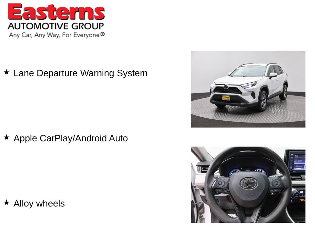 Used 2022 Toyota RAV4 XLE AWD/4WD image 12