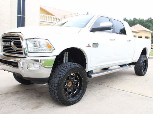 Used 2018 RAM 2500 Longhorn w/ Convenience Group AWD/4WD image 9