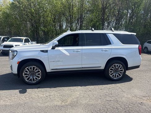 Certified 2024 GMC Yukon Denali Ultimate w/ LPO, Floor Liner Package image 4