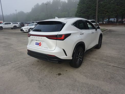 Used 2024 Lexus NX 250 FWD w/ Cold Area Package image 23