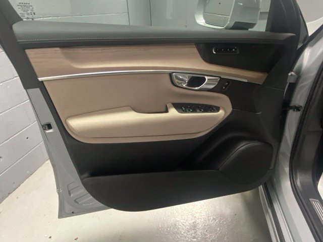 Used 2026 Volvo XC90 B6 Plus AWD/4WD image 7