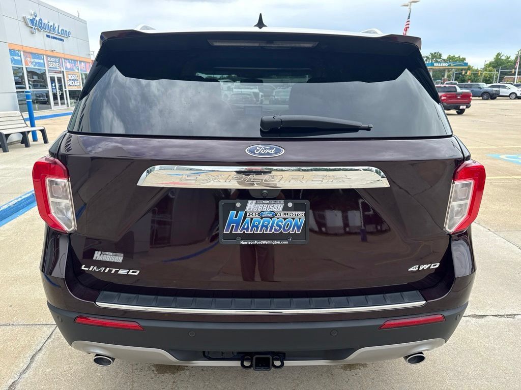 Used 2023 Ford Explorer Limited w/ Equipment Group 301A AWD/4WD image 31