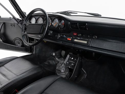 Used 1987 Porsche 911 Carrera image 30
