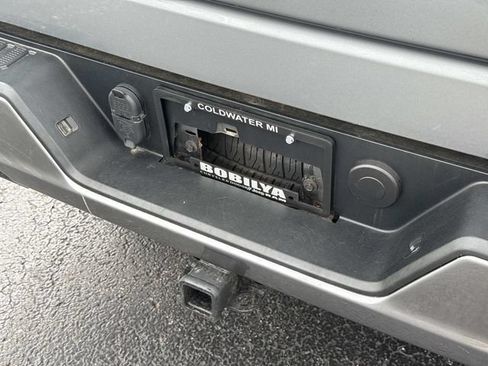 Used 2020 Chevrolet Silverado 1500 Custom AWD/4WD image 27