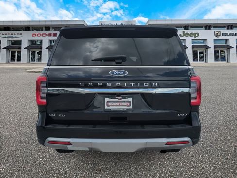 Used 2024 Ford Expedition Max Limited AWD/4WD image 7