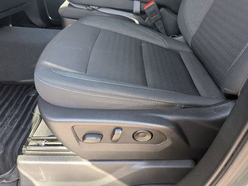 Used 2025 Chevrolet Silverado 1500 LT AWD/4WD image 24