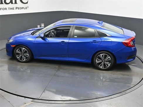 Used 2018 Honda Civic EX-T image 40