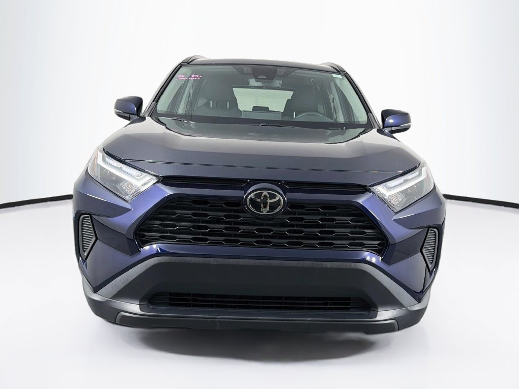 Used 2024 Toyota RAV4 XLE FWD image 2
