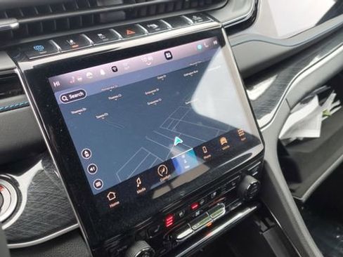 Certified 2022 Jeep Grand Cherokee Trailhawk w/ Advanced Protech Group II image 8