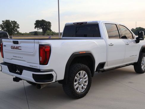 Used 2023 GMC Sierra 2500 Denali w/ Denali Ultimate Package AWD/4WD image 8