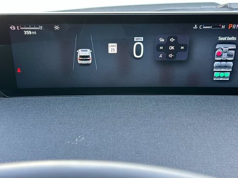 Certified 2025 Ford Expedition Max Active AWD/4WD image 24