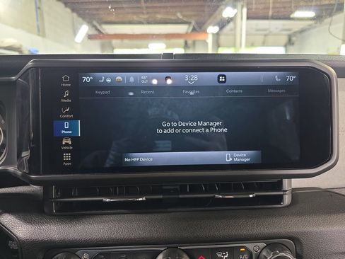 Used 2024 Jeep Wrangler Sport AWD/4WD image 21