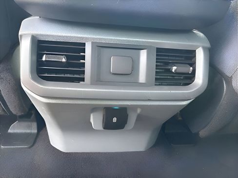 Used 2021 Ford F150 XLT AWD/4WD image 20