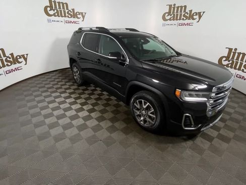 Certified 2023 GMC Acadia SLE w/ Driver Convenience Package image 2