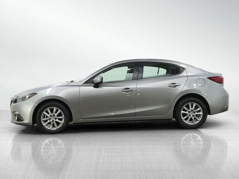 Used 2015 MAZDA MAZDA3 i Touring FWD image 2