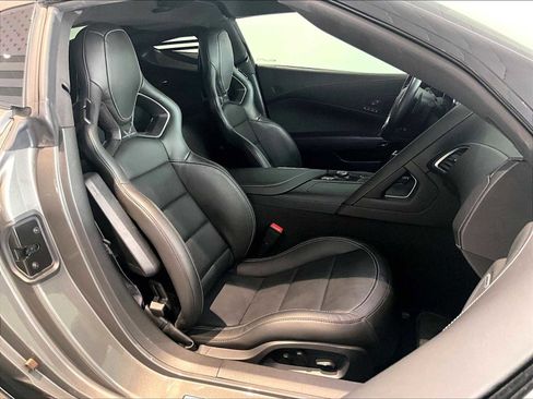 Used 2015 Chevrolet Corvette Z06 w/ 2LZ Preferred Equipment Group image 22