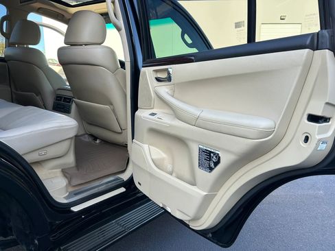 Used 2010 Lexus LX 570 LX 570 Sport Utility 4D image 65