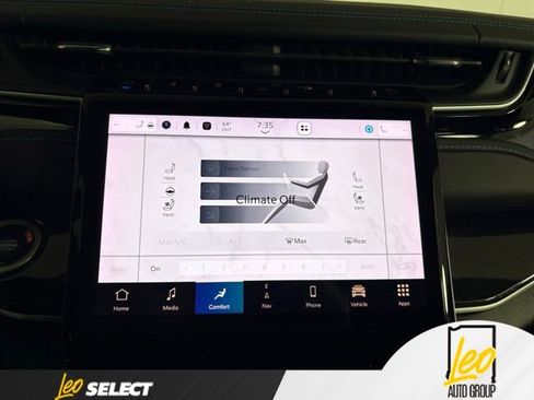 Used 2022 Jeep Grand Cherokee Trailhawk w/ Luxury Tech Group III AWD/4WD image 13
