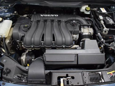 Used 2010 Volvo S40 2.4i image 9