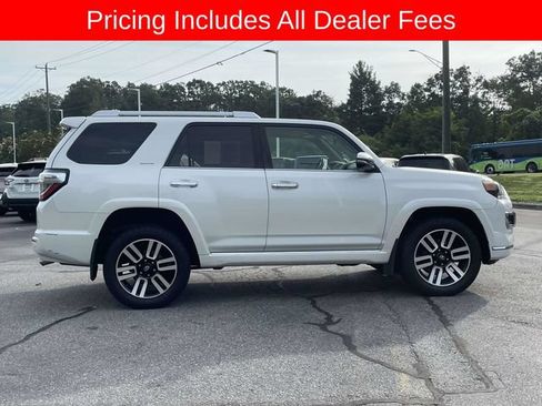 Used 2018 Toyota 4Runner Limited AWD/4WD image 6