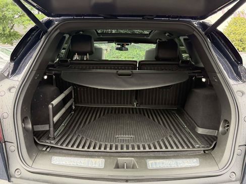 Certified 2024 Cadillac XT5 Premium Luxury AWD/4WD image 7