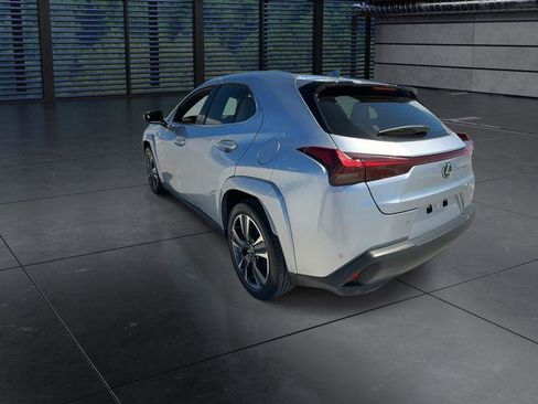 Certified 2023 Lexus UX 250h FWD w/ Accessory Package (Z1) image 6