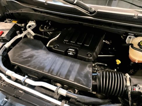 Used 2022 Chevrolet Silverado 1500 LT Trail Boss image 36