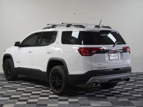 Used 2019 GMC Acadia SLT AWD/4WD image 3