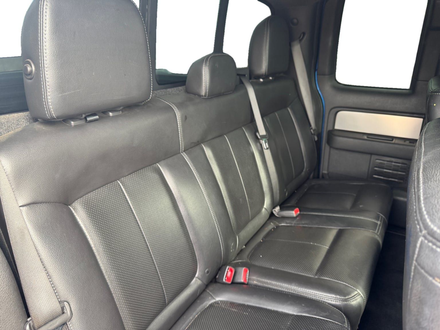 Used 2014 Ford F150 FX4 w/ Equipment Group 402A Luxury AWD/4WD image 18